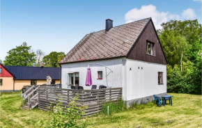 Beautiful Home In Tomelila With Kitchen in Tomelilla